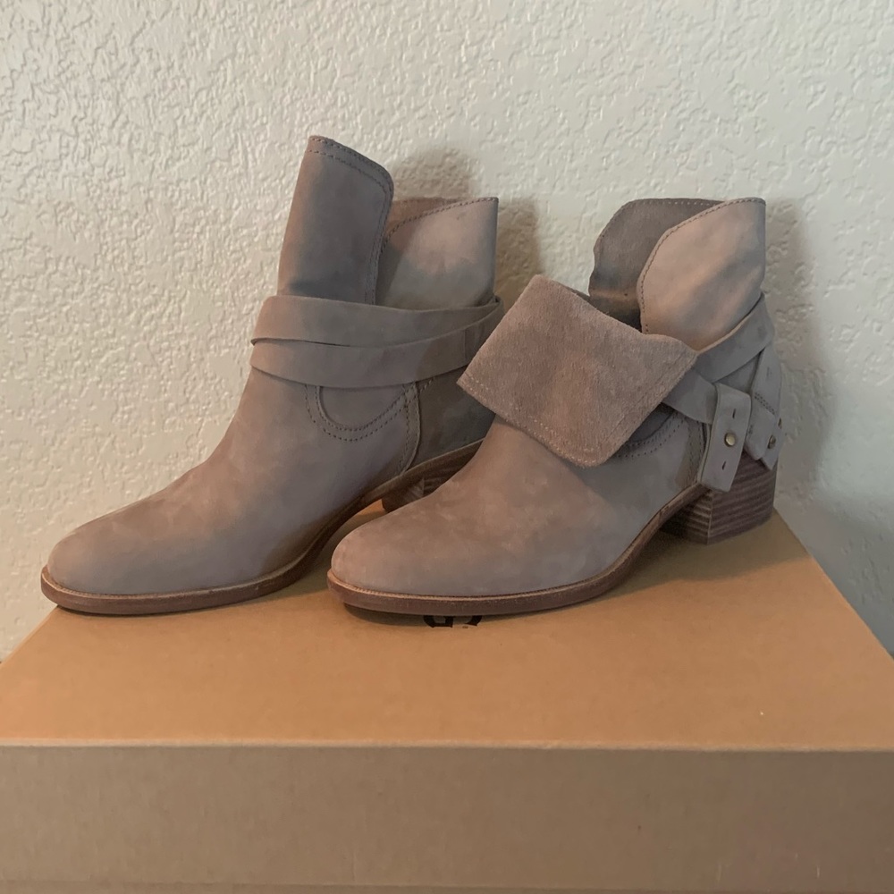 Ugg Elora Booties 10